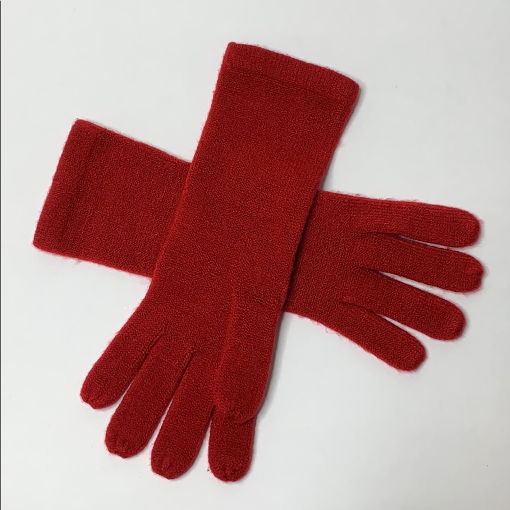 Echo Sport red knit glove